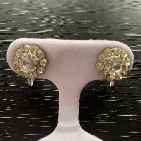 Vintage Flower Rhinestone Screw Back Earrings - Picture 1 of 4